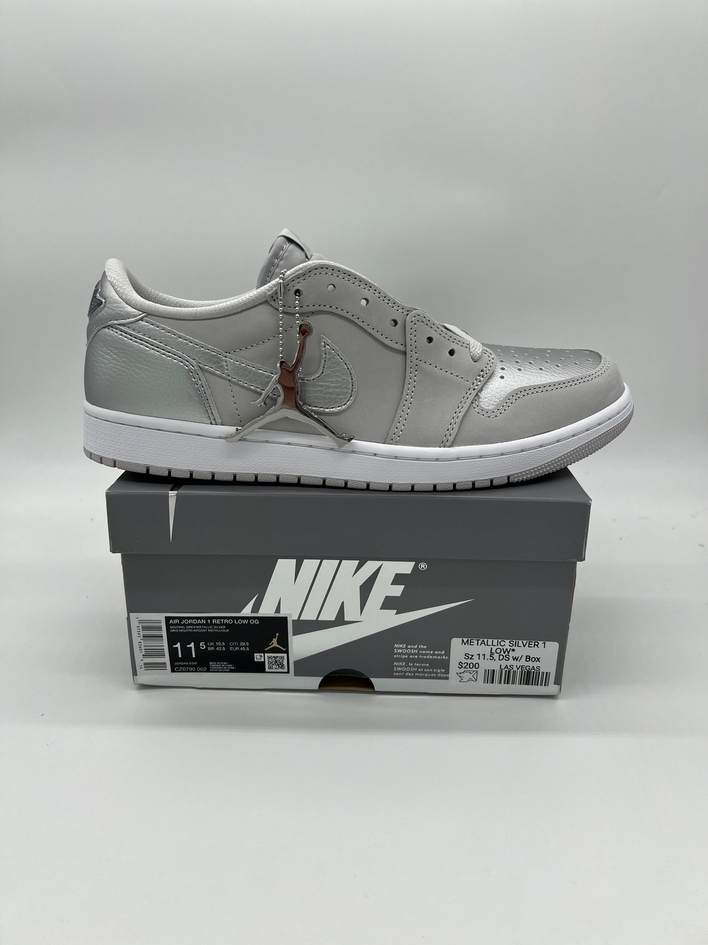 Metallic Silver 1 Low*