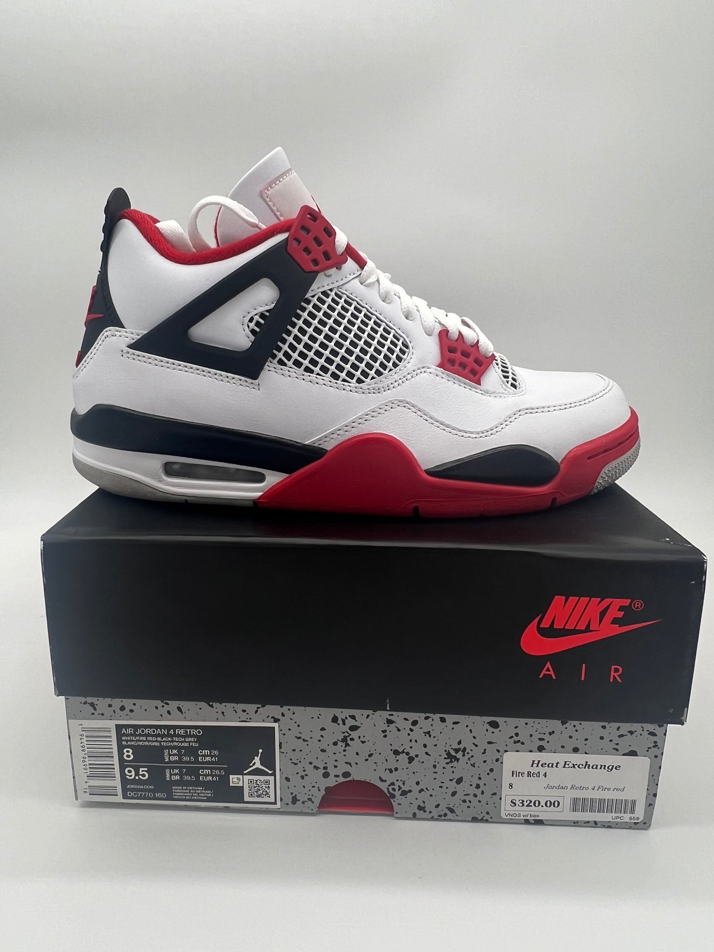 Fire Red 4-VNDS w/ box : 8